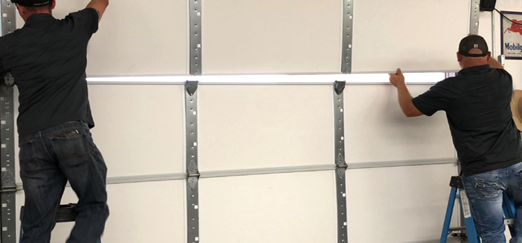 overhead garage door service maintenance in Gordon Park